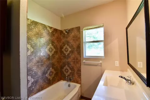 1213 40th St, Fort Smith, AR 72904 photo 5
