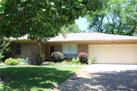 923 68th Ln, Fort Smith, AR 72903 photo 1