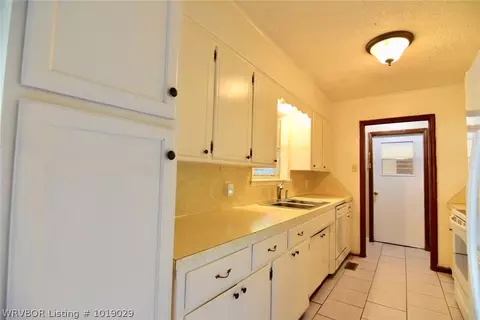 1700 Raleigh St, Fort Smith, AR 72901 photo 9