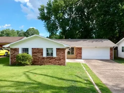 1700 Raleigh St, Fort Smith, AR 72901 photo 1