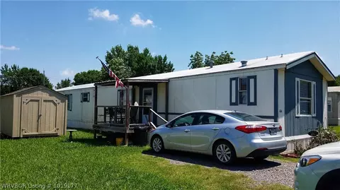 404 Jonathan Ct, Hackett, AR 72937 photo 3