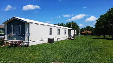 404 Jonathan Ct, Hackett, AR 72937 photo 1