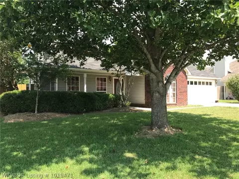 148 Juniper Dr, Greenwood, AR 72936 photo 2