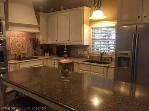 218 E Academy St, Paris, AR 72855 photo 8
