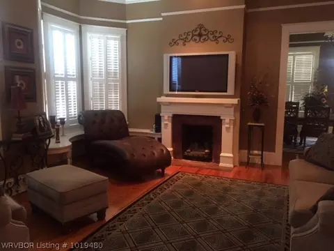 218 E Academy St, Paris, AR 72855 photo 9