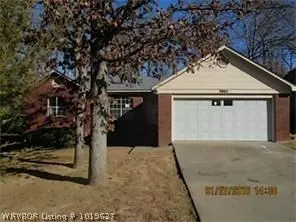 9805 Muirfield Cir, Fort Smith, AR 72908 photo 1