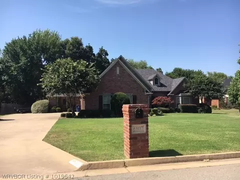 6807 Southfield Cir, Fort Smith, AR 72916 photo 1