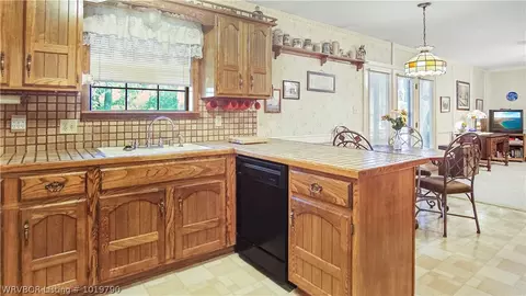 2812 S 99th St, Fort Smith, AR 72903 photo 9