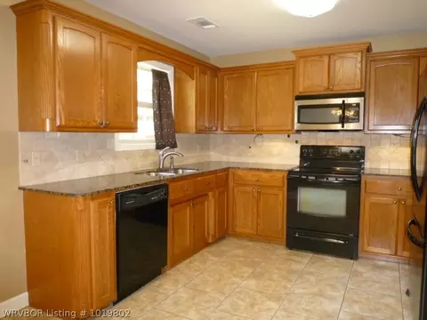 203 S 14th St, Lavaca, AR 72941 photo 12
