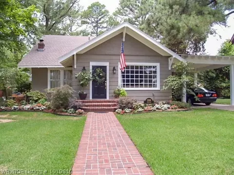 1108 Adelaide Ave, Fort Smith, AR 72901 photo 1