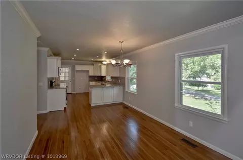1412 57th Ter, Fort Smith, AR 72904 photo 7