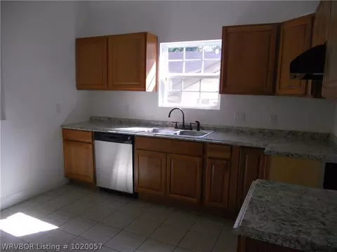 1721 N 8th St, Fort Smith, AR 72904 photo 4