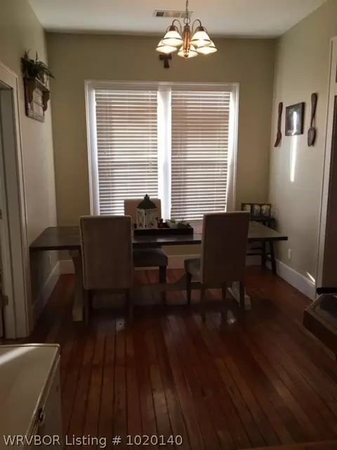202 Pine St, Paris, AR 72855 photo 9