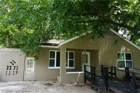 1318 N 36th St, Fort Smith, AR 72904 photo 2