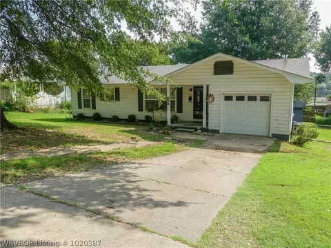 1619 S 29th St, Fort Smith, AR 72901 photo 2