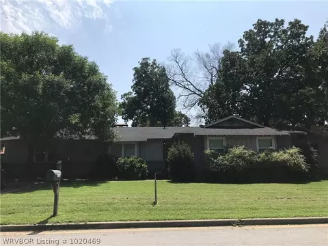 3918 Fresno St, Fort Smith, AR 72903 photo 3