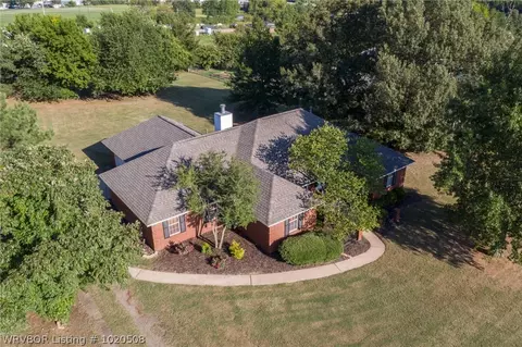 11305 Amanda Ln, Fort Smith, AR 72916 photo 2
