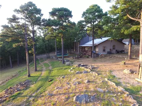 16635 Round Mtn Rd, Howe, OK 74940 photo 3