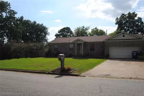 1011 N 59th Ter, Fort Smith, AR 72904 photo 2