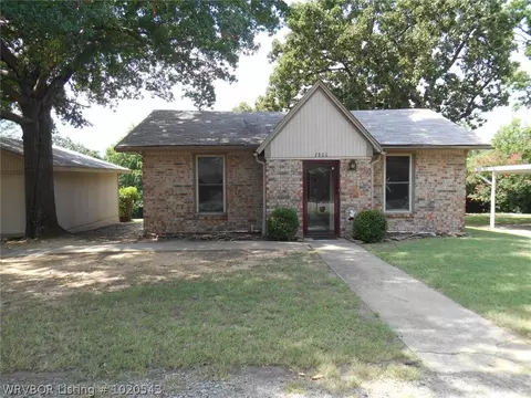 2800 S 16th St, Fort Smith, AR 72901 photo 1