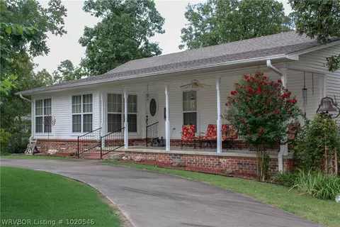 132 Crestview Dr, Mount Ida, AR 71957 photo 1