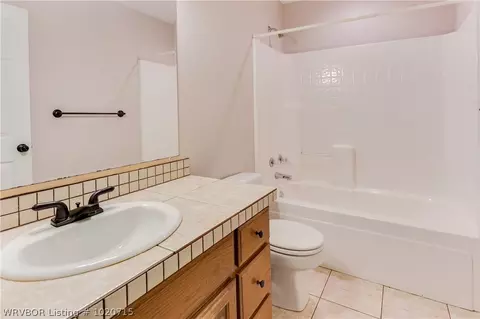 106 Elizabeth Ct, Barling, AR 72923 photo 8