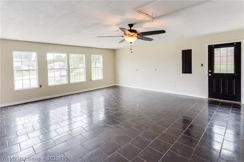 106 Elizabeth Ct, Barling, AR 72923 photo 7