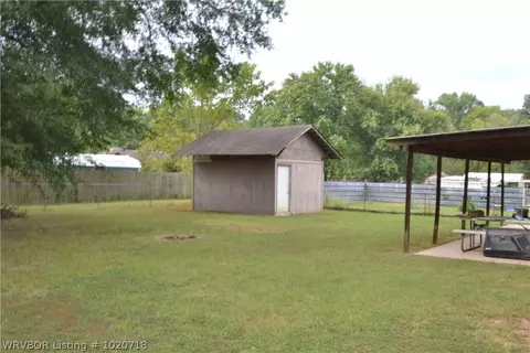 201 Alice Ln, Lavaca, AR 72941 photo 3