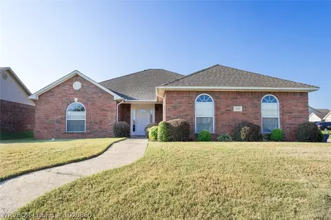 300 Apple Valley Dr, Fort Smith, AR 72908 photo 1