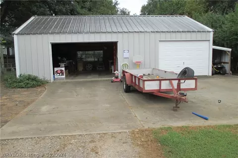 406 Vine, Paris, AR 72855 photo 5