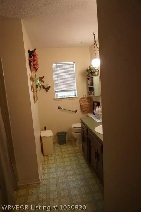 1408 Brewer Ln, Lavaca, AR 72941 photo 6