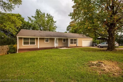 5426 Highland Dr, Fort Smith, AR 72903 photo 1