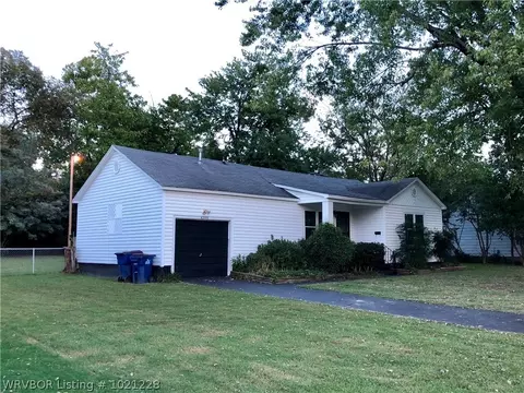 4209 Jenny Lind Rd, Fort Smith, AR 72901 photo 2