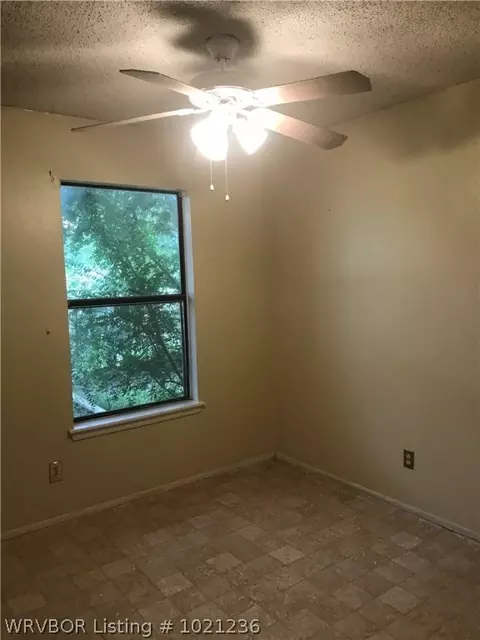 6731 Jackson St, Fort Smith, AR 72903 photo 5