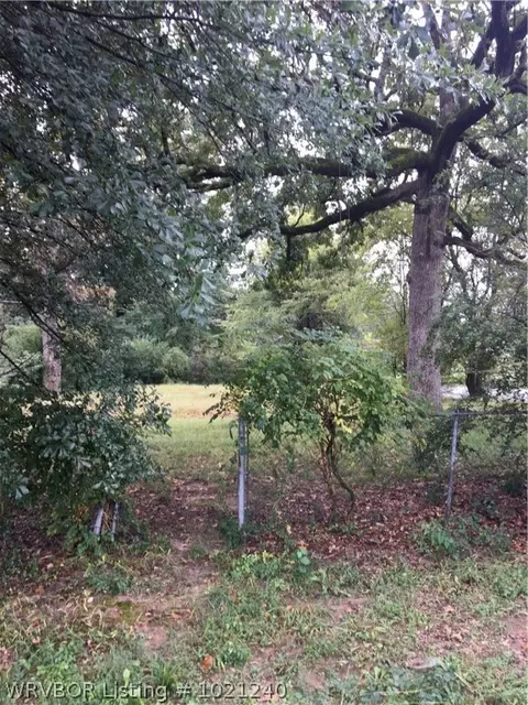 3200 Neis St, Fort Smith, AR 72904 photo 2