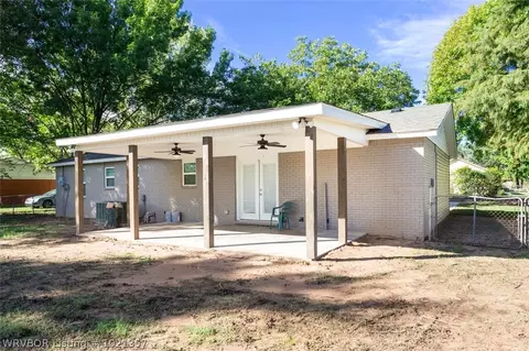 105 A St, Pocola, OK 74902 photo 3