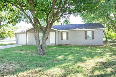 105 A St, Pocola, OK 74902 photo 2