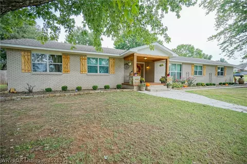 2703 E Phillips Ave, Sallisaw, OK 74955 photo 2