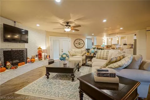 2703 E Phillips Ave, Sallisaw, OK 74955 photo 9