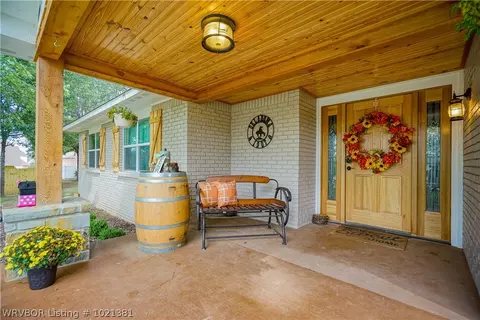 2703 E Phillips Ave, Sallisaw, OK 74955 photo 3