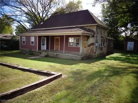 109 Spring St, Ozark, AR 72949 photo 3