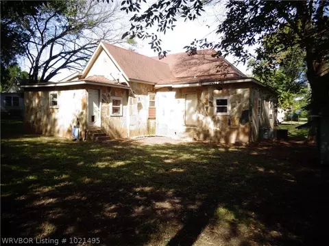 109 Spring St, Ozark, AR 72949 photo 7