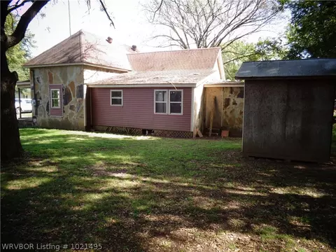 109 Spring St, Ozark, AR 72949 photo 5