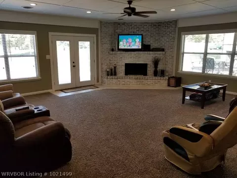 1009 N 4th St, Paris, AR 72855 photo 10