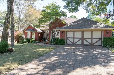 10009 Hanover Ct, Fort Smith, AR 72908 photo 3