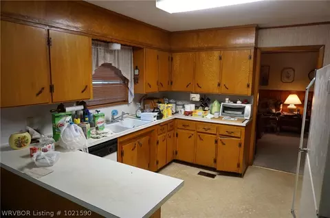 2226 53rd St, Fort Smith, AR 72904 photo 4