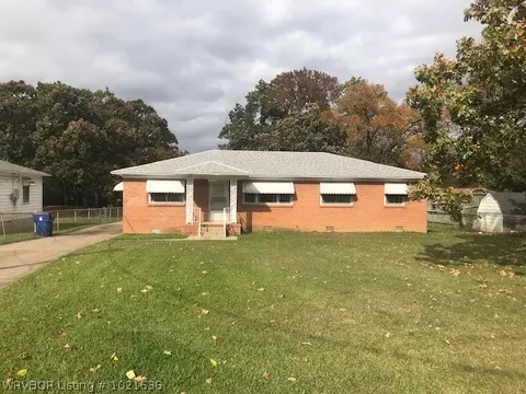 1923 Jackson St, Fort Smith, AR 72901 photo 1