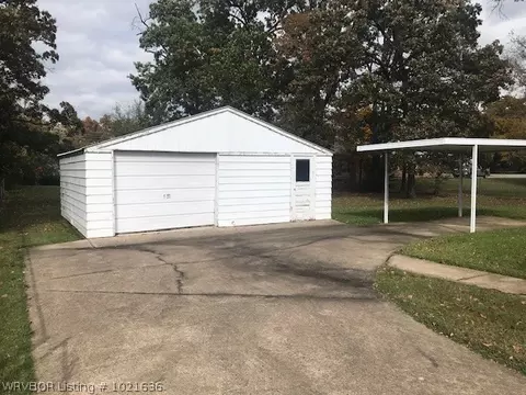 1923 Jackson St, Fort Smith, AR 72901 photo 2