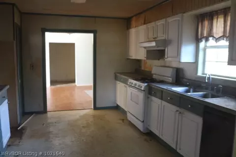 5728 Slaytonville Rd, Hackett, AR 72937 photo 10