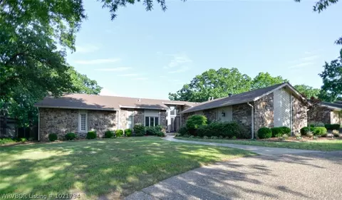 2415 Greenridge Dr, Fort Smith, AR 72903 photo 1